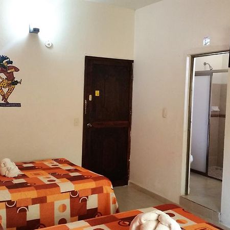 Hotel d' Santiago Palenque Esterno foto