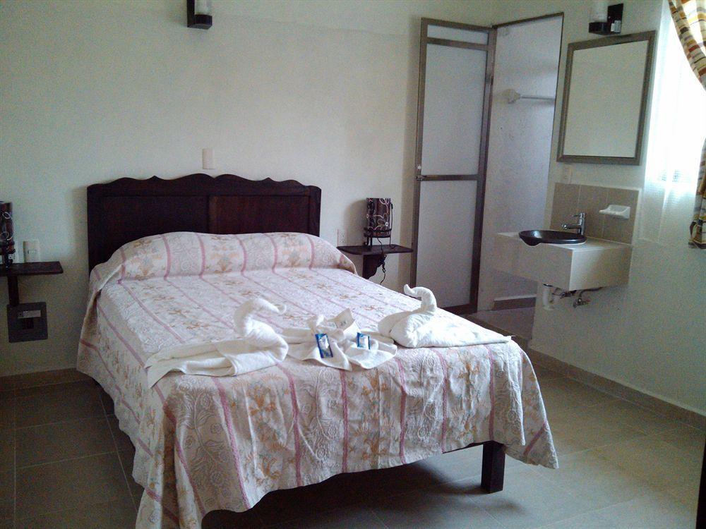 Hotel d' Santiago Palenque Esterno foto
